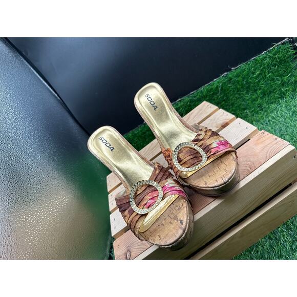 SODA Wedge Heels- Gold/Cork/Floral-Size 10W - Picture 6 of 10